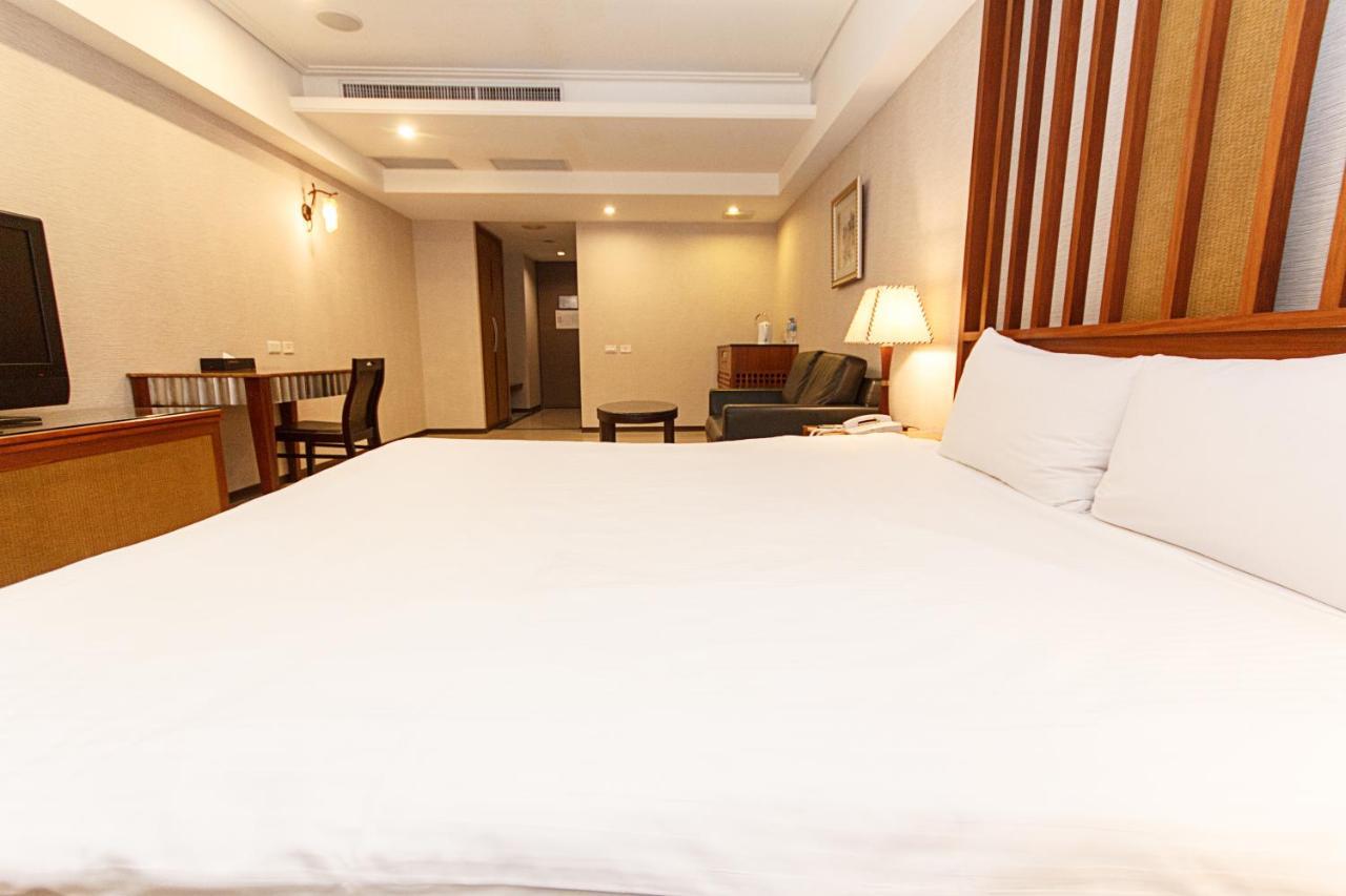 Slv Hotel Group-Slv Business Hotel Чжунхэ Экстерьер фото