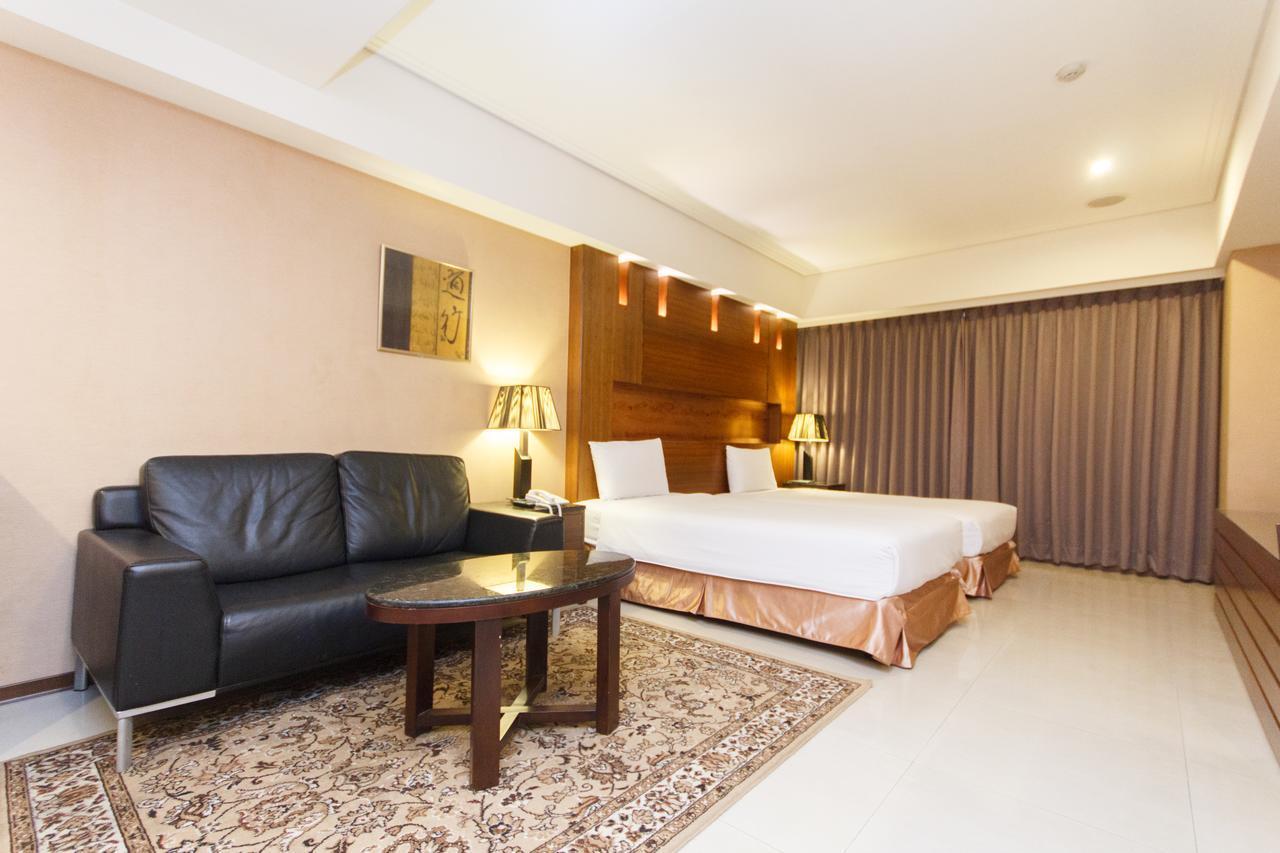 Slv Hotel Group-Slv Business Hotel Чжунхэ Экстерьер фото