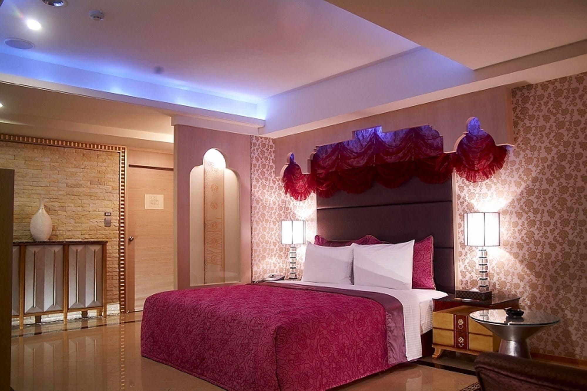 Slv Hotel Group-Slv Business Hotel Чжунхэ Экстерьер фото